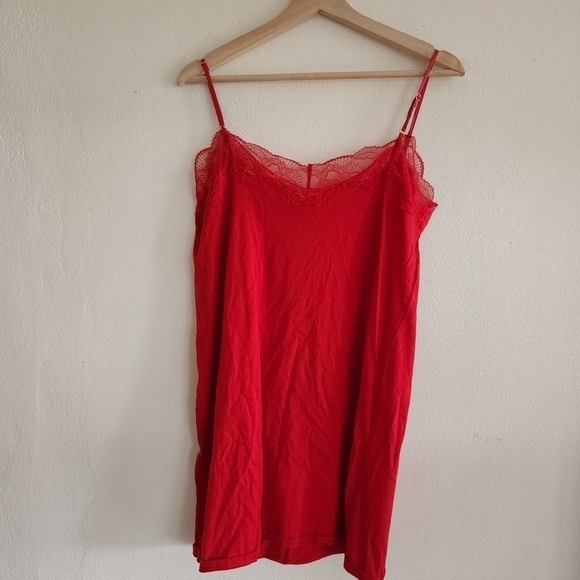 2/$20 Victoria's Secret Red Lace Detail Cami Top - Picture 4 of 6
